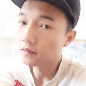 一个人听着一首情歌