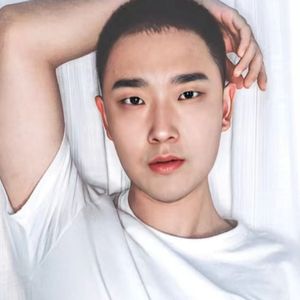 和寂寞碰杯(烟嗓版)