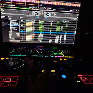 Xxxy-bounce&vinahouse（Xxxy remix）