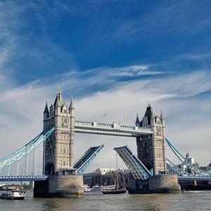 London bridge is falling down (feat. Baby Nursery Rhymes)