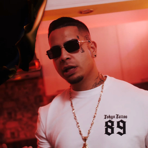 Vidíš jenom mě (feat. Typo Fade)