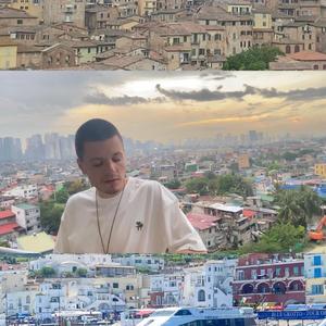 Golden Child (feat. Molly KiLLa')