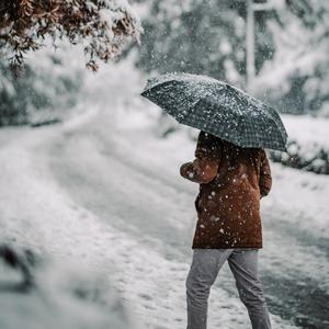 一曲古筝削思愁