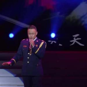 铁骨柔情 鄂伟亮