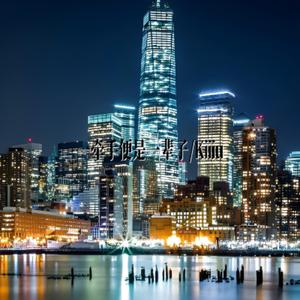 幸福握在交缠指缝间