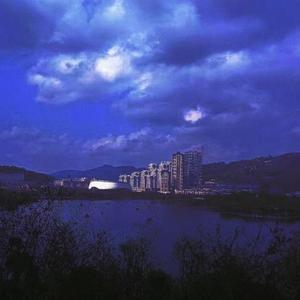 巷尾疯狂故事（demo）Prod by 牙刷/UNIVERSE 444