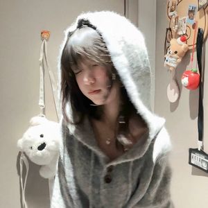 你是我藏在伟大友谊下无望的爱人