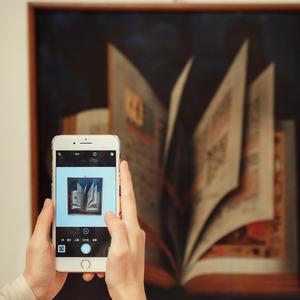 橘子树下的奥地利女孩