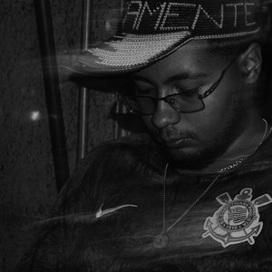 É um abismo falar sobre a falta