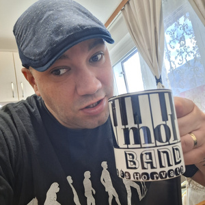 Bomba ez a csaj (Rajosan Az Éjszakában)