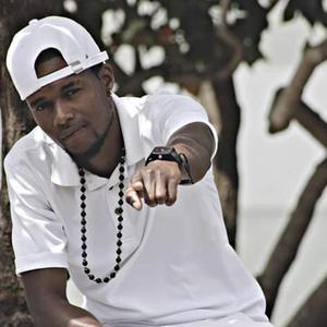 Family (feat. Djime Lé)