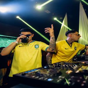 MTG SobreNatural (feat. Dj Larrea)