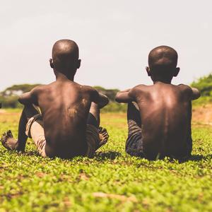 AFRICAN BOYS (feat. Kolyesse)
