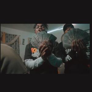 Walk Down Gang (feat. Swifth Deno)