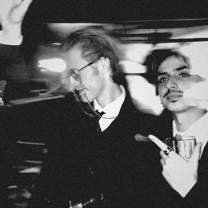 Monumental (feat. Luís Henriques)