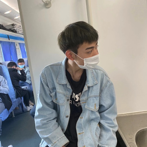 我就不爱唱情歌