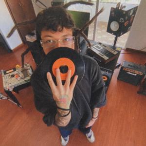 Conloscablescruzados (feat. VUDÜÜ)