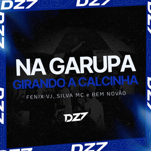 NA GARUPA GIRANDO A CALCINHA