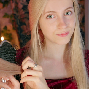 Tu Amiga Rhaenyra Targaryen CEPILLA tu hermoso PELO ([Versión Completa])