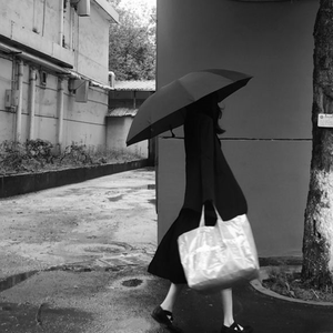 吻得逼真（翻自 施佳丽）