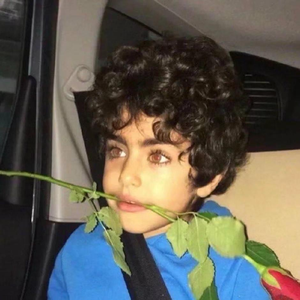 Нет любви（没有爱）