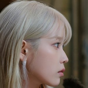 R.把爱留给昨天