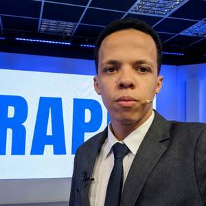 rapper de direita ou esquerda?