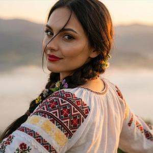 Văzui Tinerețea Mea
