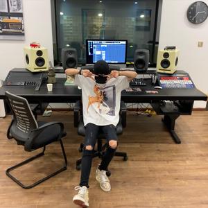 Y.Y.Z（翻自 SevenJ）