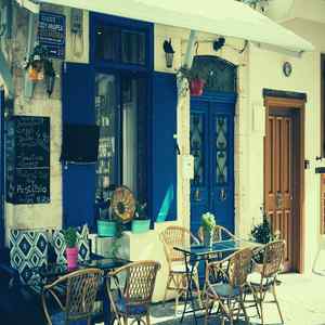 一尘不染和朋友一起吃饭印象数