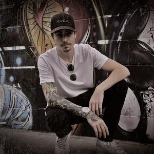 Level (feat. Postcard)