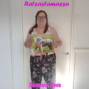 Ratsastamassa