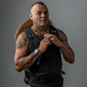 Lá Se Foi Mais um Guerreiro