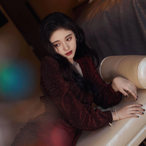 丘比特轻轻飞过月光下