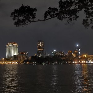 何日重到苏澜桥