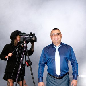 LUMEA-MI ZICE MAFIOT