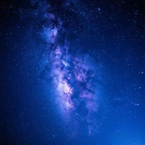 夜空明净无尘