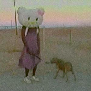 bailando triste en mi habitación