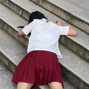 食 腐 城