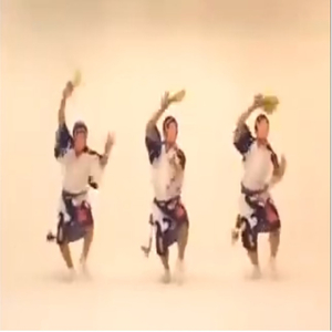 Yakousei no ikimono sanbiki