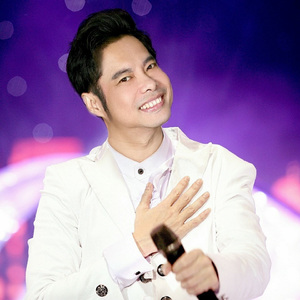 Huyền Thoại Người Con Gái