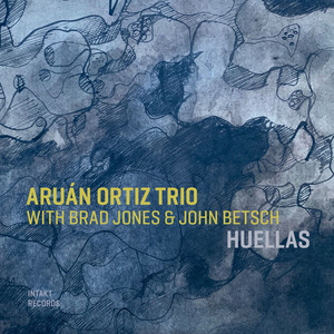 Huellas… (Interlude I)