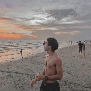 แค่ไม่มีเธอคนเดียวฉันก็ไม่ตาย