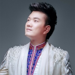 扯开嗓子一声喊