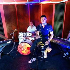 Ľubili sme ša (feat. Kapela Elegant)