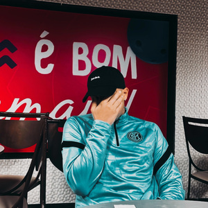 HOJE EU VOU CAIR PRA PISTA