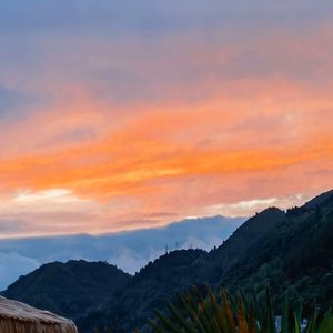 晚霞心事-曲凝舞