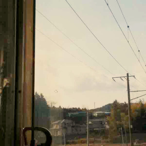 歩き出そう (スタジオアコースティックバージョン)