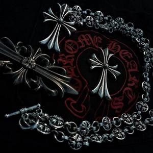 Chrome Hearts (feat. NTAHaze)