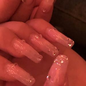 秋天的傍晚和心爱的人在黄昏下一起跳舞